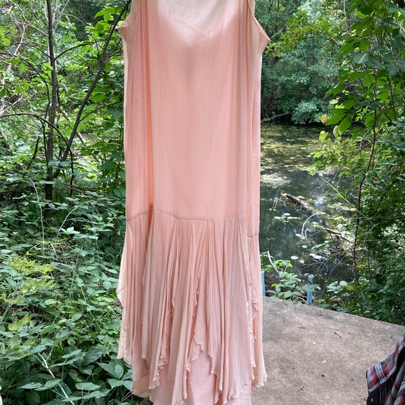 SweeLo Silk Pale Pink 2-Layered Beaded Dress - Picture 5 of 6